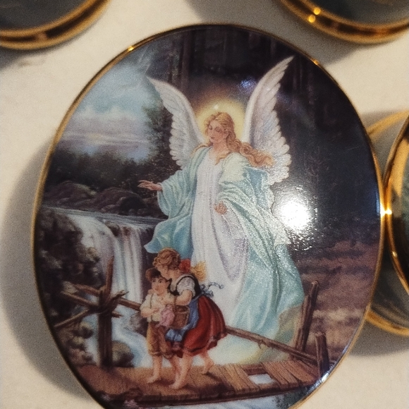 Ardleigh Elliott Porcelain Music Boxes 1990’s  Set Of 5 Oval With Lids Numbered. - Picture 8 of 16